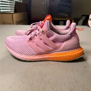 Adidas Ultra Boost 5.0 DNA NYC Women’s Shoes